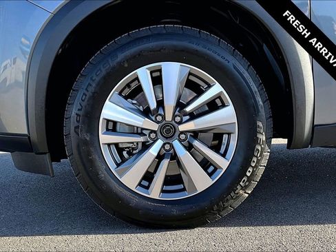 Used 2023 Nissan Pathfinder SL image 33