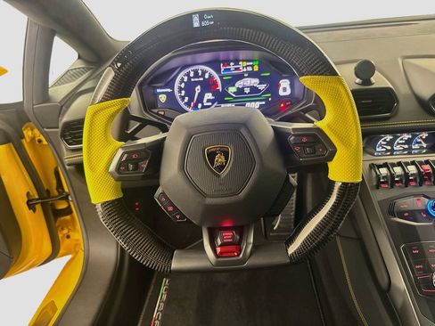 Used 2017 Lamborghini Huracan LP 580-2 RWD image 23