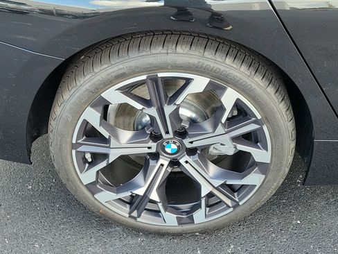 New 2026 BMW 330i Sedan w/ Convenience Package RWD image 5