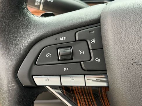 Used 2023 Cadillac Escalade ESV Luxury w/ LPO, Floor Liner Package RWD image 23