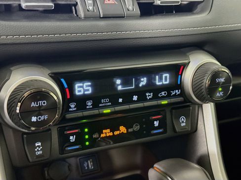Used 2025 Toyota RAV4 Limited w/ Advanced Technology Package FWD image 17