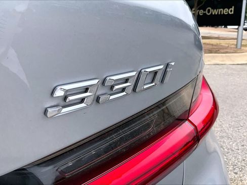 Used 2021 BMW 330i Sedan w/ Convenience Package RWD image 10