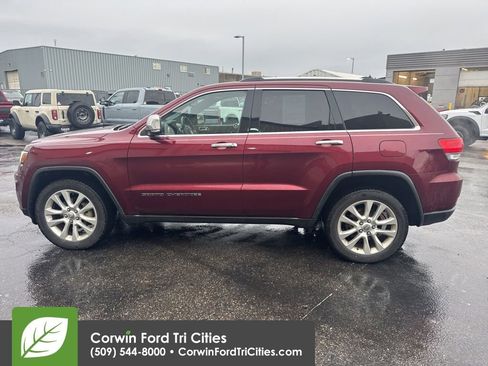 Used 2017 Jeep Grand Cherokee Limited w/ Luxury Group II image 14