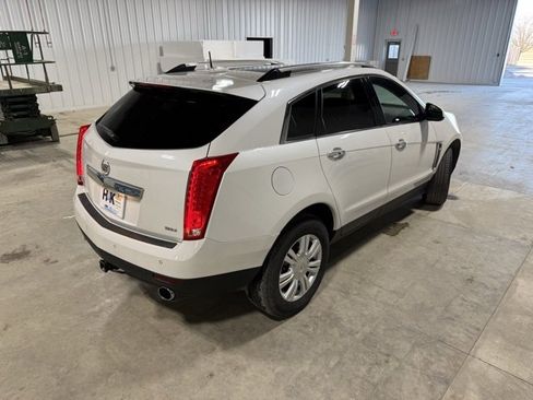 Used 2016 Cadillac SRX Luxury image 41
