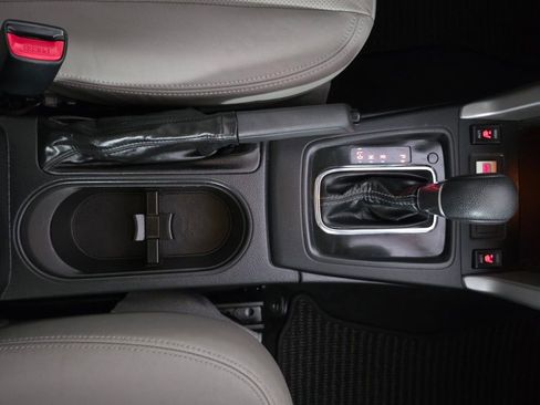 Used 2016 Subaru Forester 2.5i Touring w/ Popular Package #2 AWD/4WD image 23