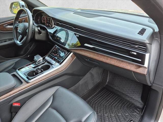 Used 2020 Audi Q8 Prestige w/ Prestige Package AWD/4WD image 23