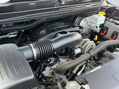 Used 2021 RAM 1500 Limited w/ Body Color Bumper Group AWD/4WD image 32
