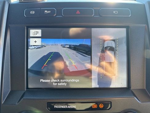 Used 2017 Ford F350 XLT image 6