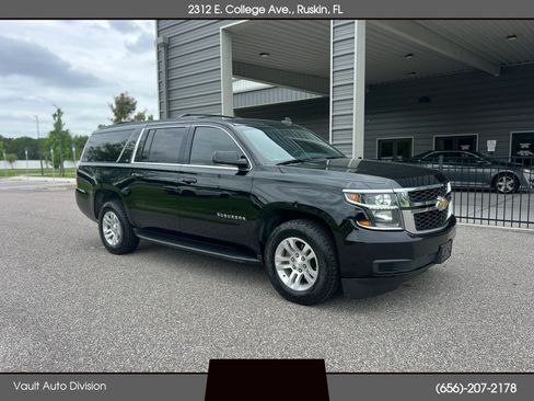 Used 2019 Chevrolet Suburban LT AWD/4WD image 1