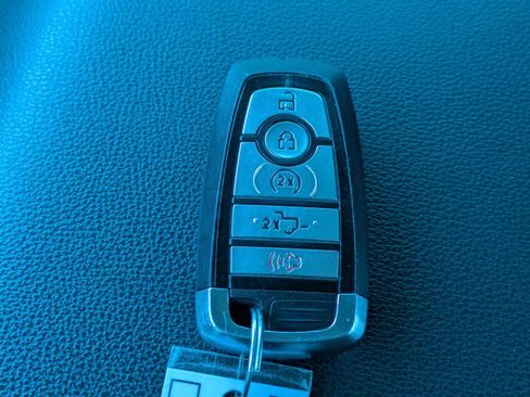 Used 2022 Ford F150 XLT w/ Equipment Group 302A High AWD/4WD image 26