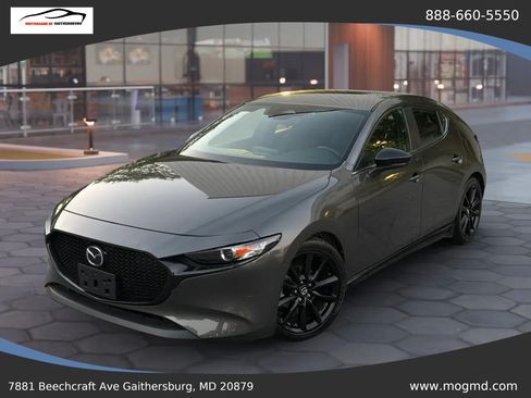 Used 2024 MAZDA MAZDA3 s FWD image 1