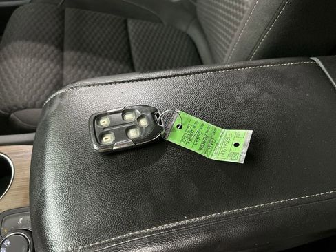 Used 2018 GMC Acadia SLE w/ Driver Alert Package I image 12