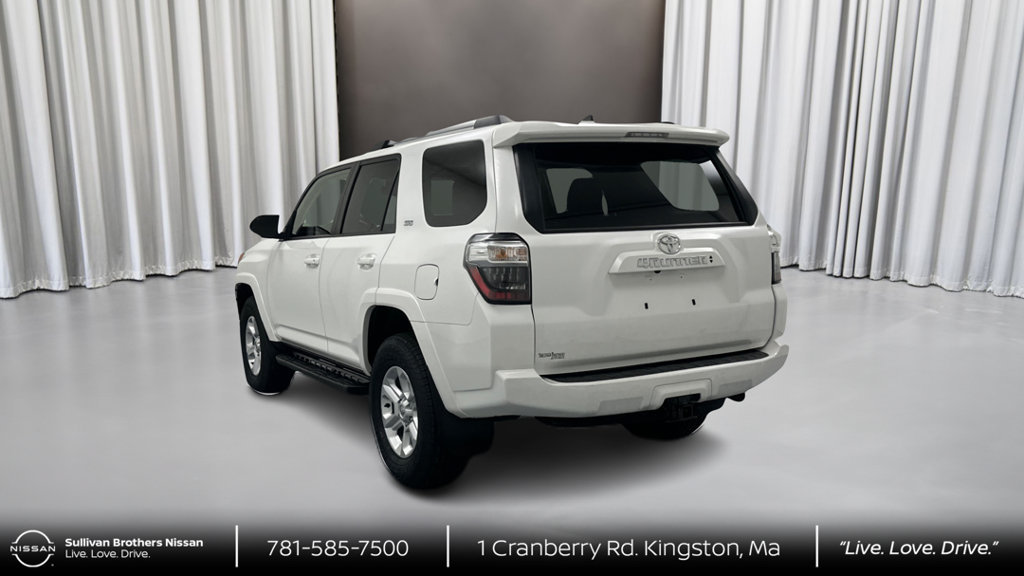 Used 2023 Toyota 4Runner SR5 Premium w/ Moonroof Package AWD/4WD image 7