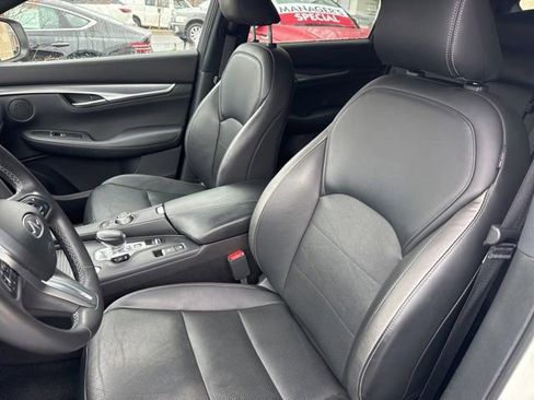 Certified 2023 INFINITI QX55 Luxe w/ Cargo Package AWD/4WD image 10