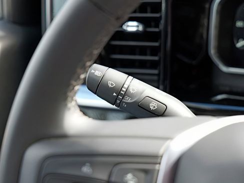 New 2026 GMC Sierra 1500 Elevation image 17