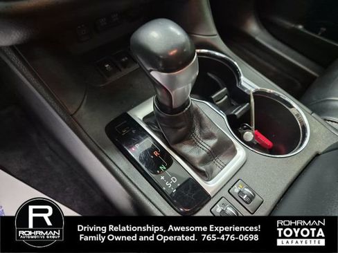 Used 2017 Toyota Highlander XLE image 26