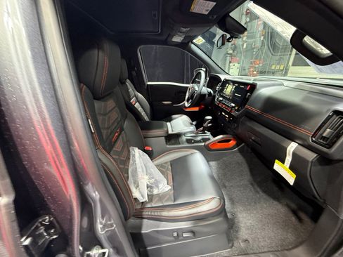 New 2026 Nissan Frontier Pro-X w/ Pro Premium Package RWD image 19