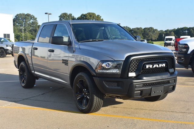 Used 2024 RAM 1500 Warlock AWD/4WD image 3