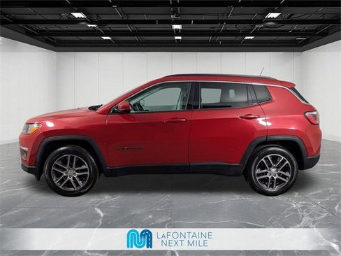 Used 2018 Jeep Compass Latitude w/ Popular Equipment Group image 2