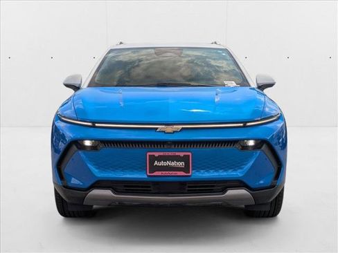 New 2024 Chevrolet Equinox EV LT w/ Active Safety Package 3 image 8