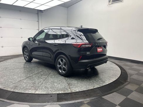 Used 2025 Ford Escape ST-Line w/ Tech Pack #1 AWD/4WD image 2