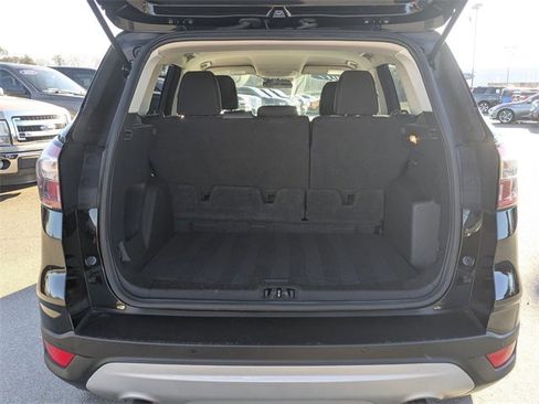 Used 2017 Ford Escape SE w/ Equipment Group 201A image 23