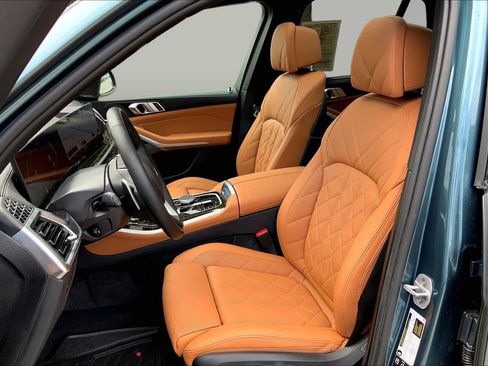 Used 2025 BMW X5 xDrive40i w/ Climate Comfort Package AWD/4WD image 9