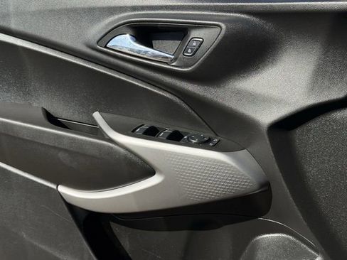 Certified 2024 Chevrolet Trax LS image 25