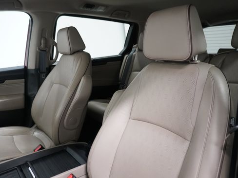 Used 2023 Honda Odyssey Elite image 9