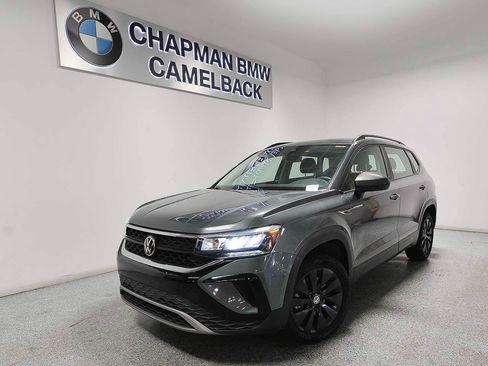 Used 2022 Volkswagen Taos S FWD image 1
