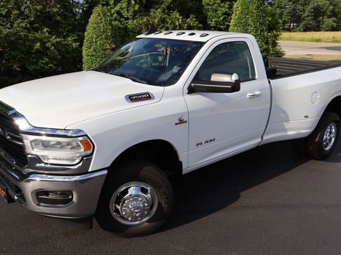 Used 2019 RAM 3500 Big Horn image 5
