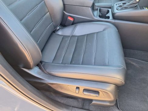 Used 2023 Honda CR-V EX-L image 26