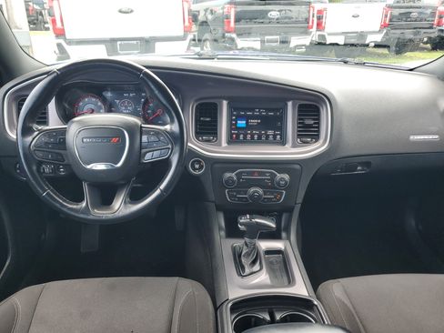 Used 2022 Dodge Charger SXT w/ Blacktop Package image 14