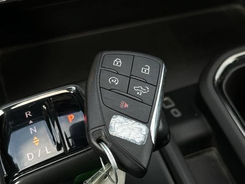 Used 2024 GMC Sierra 1500 AT4 w/ Technology Package AWD/4WD image 46