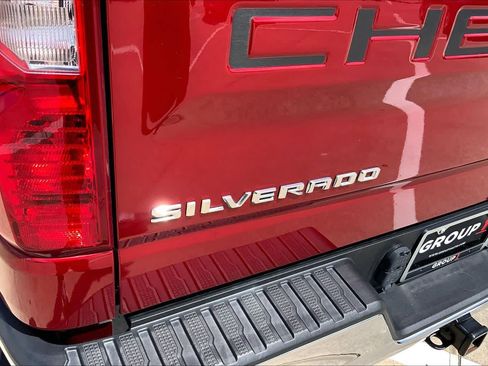 Used 2023 Chevrolet Silverado 1500 LT RWD image 30