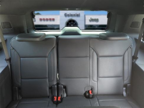 Used 2023 Chevrolet Tahoe Z71 w/ Z71 Off-Road Package AWD/4WD image 31