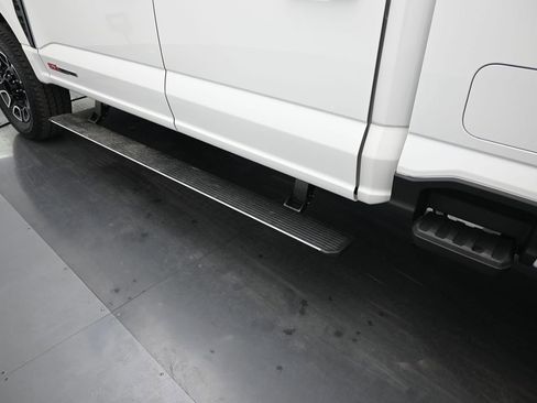 New 2026 Ford F350 Platinum w/ FX4 Off-Road Package image 19