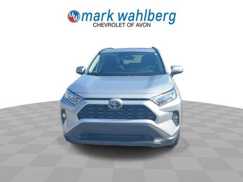Used 2021 Toyota RAV4 XLE w/ Convenience Package AWD/4WD image 3