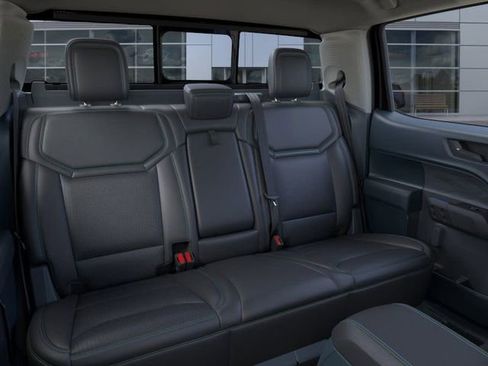 Used 2026 Ford Maverick Lobo image 11