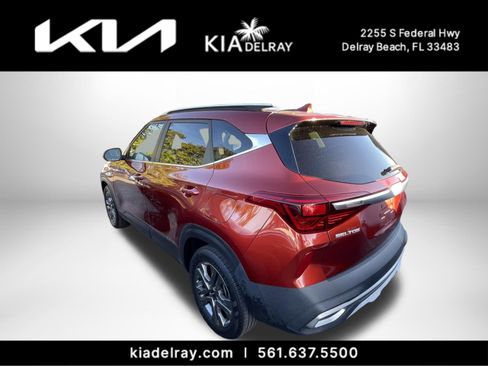 Certified 2022 Kia Seltos S image 8