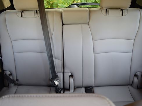 Used 2017 Honda Pilot EX-L image 18