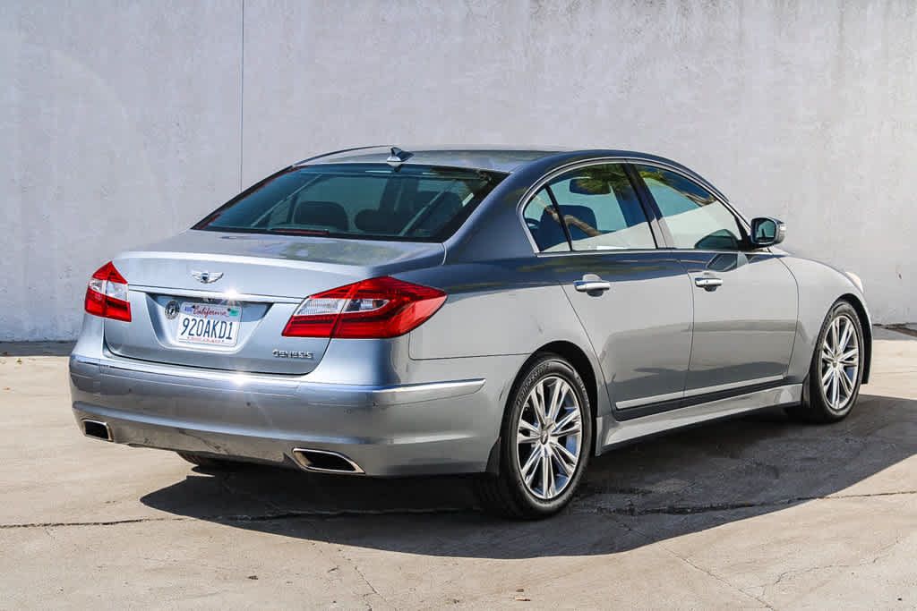 Used 2014 Hyundai Genesis 3.8 w/ Technology Package 03 RWD image 6