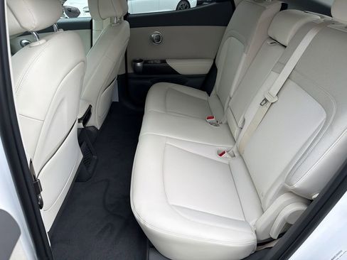 New 2026 Genesis GV60 RWD image 21