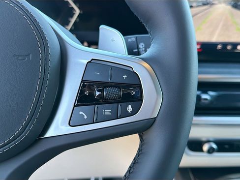 New 2026 BMW X7 xDrive40i image 41