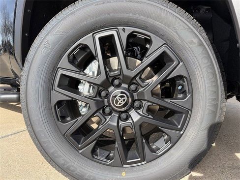 New 2026 Toyota Tundra SR5 image 8