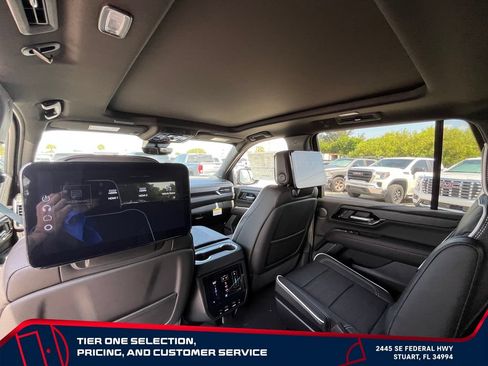New 2026 GMC Yukon AT4 Ultimate AWD/4WD image 12