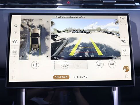 New 2026 Land Rover Range Rover SE AWD/4WD image 24