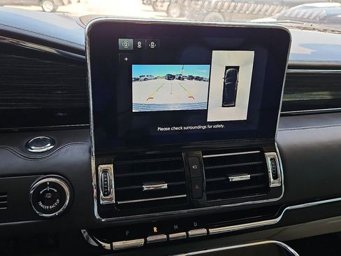 Used 2020 Lincoln Navigator L Black Label w/ Cargo Convenience Package AWD/4WD image 27