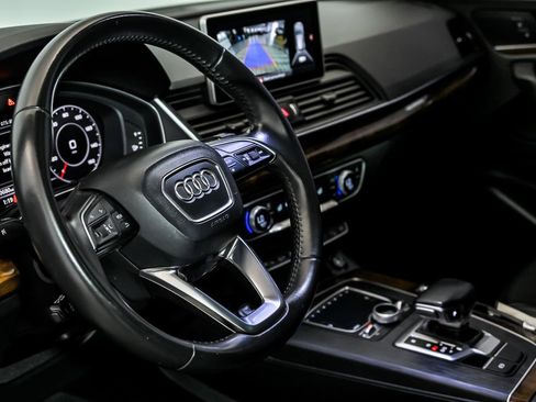 Used 2018 Audi Q5 2.0T Premium AWD/4WD image 17