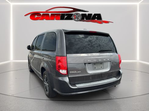Used 2018 Dodge Grand Caravan SE FWD image 8